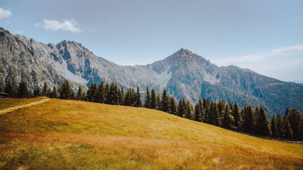 Ubezpieczenie górskie – klucz do bezpiecznego wypoczynku w górach: zasady i korzyści